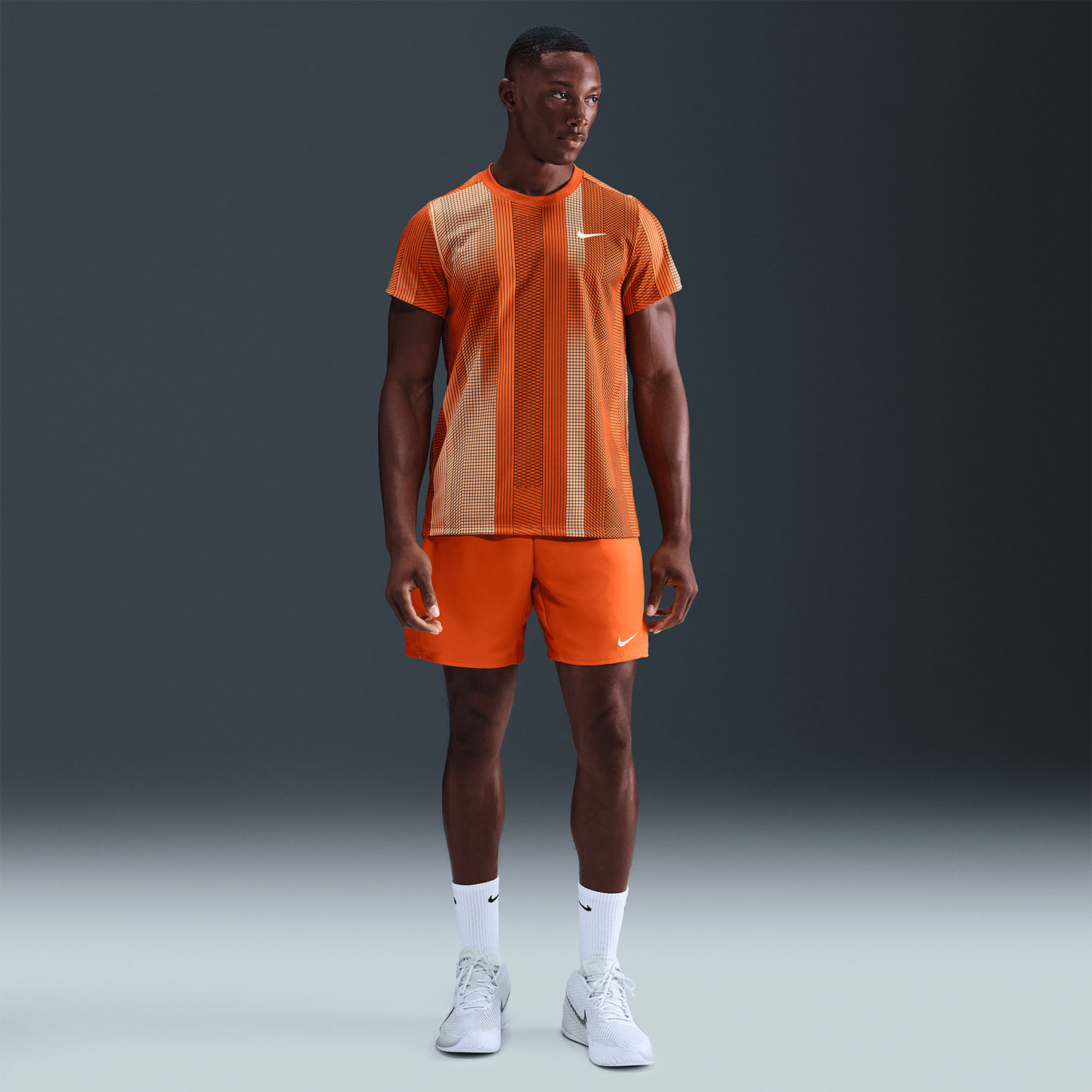 Nike Victory Graphic Men's Tennis T-Shirt Campfire Orange/White