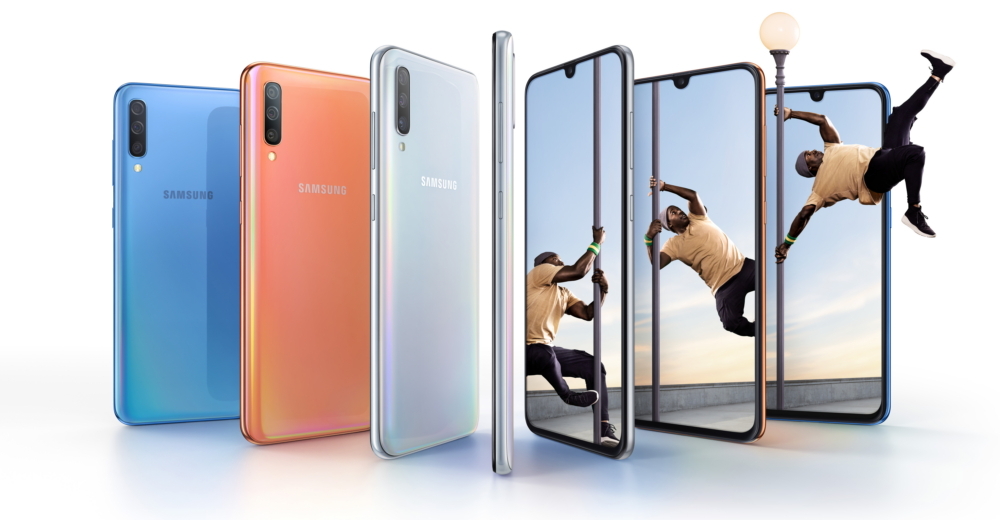 The Samsung Galaxy A70 is now official: Triple rear cameras, 4500