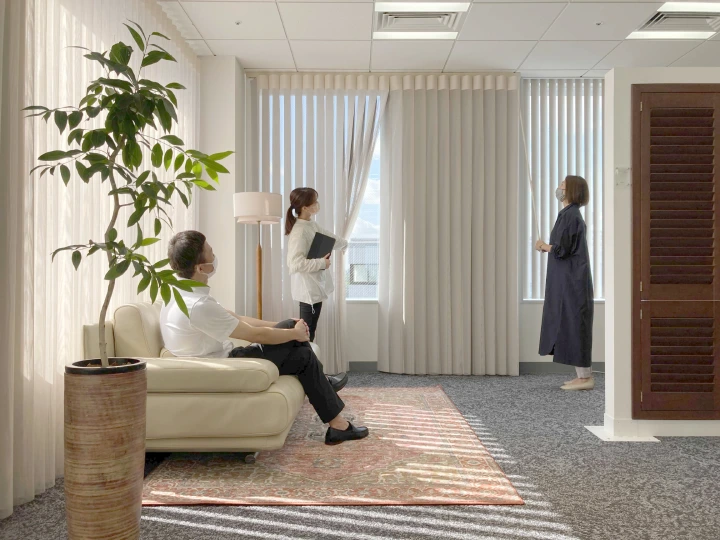 カーテンのやさしさとブラインドの機能を一枚で。スマートドレープ