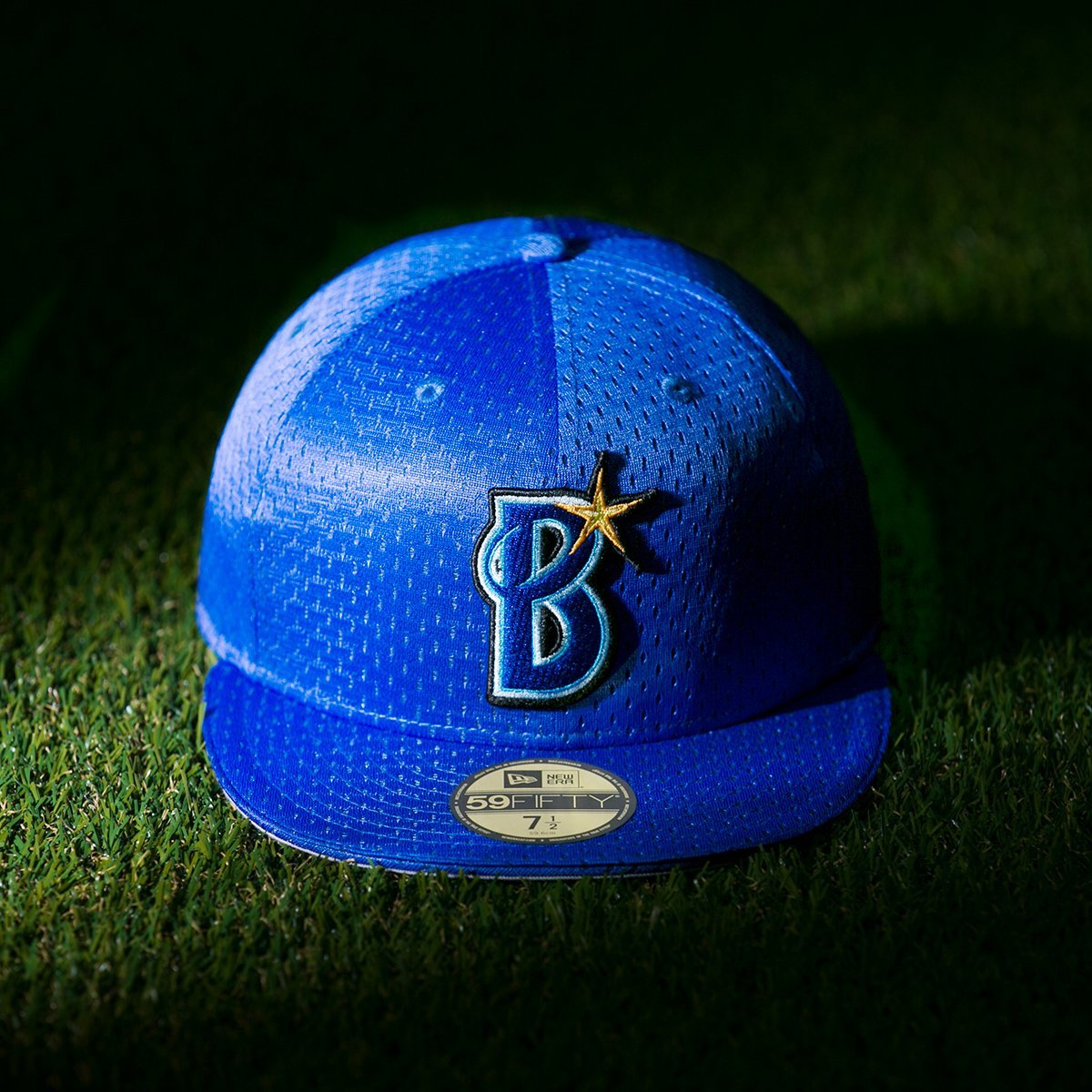 横浜DeNAベイスターズの公式選手用キャップ発売 | ニューエラ