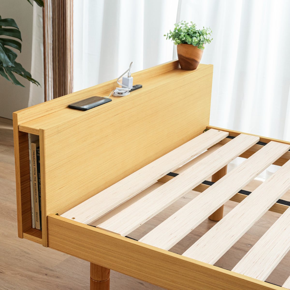 シングル棚・コンセント付き高さ3段階調整すのこベッド(STL NA