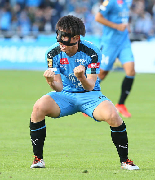 川崎F田中碧「打つこと大事」森保監督前でミドル弾 - J1 : 日刊スポーツ