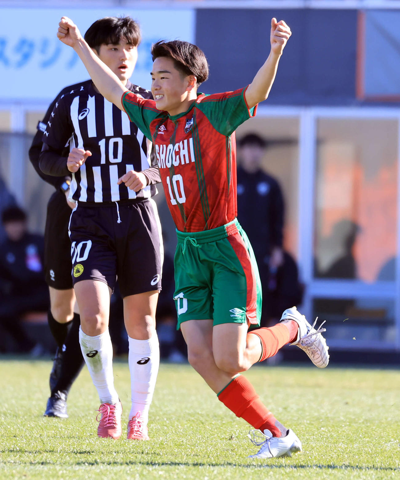 高校サッカー】正智深谷が突き放す 10番MF近藤七音が追加点 - サッカー