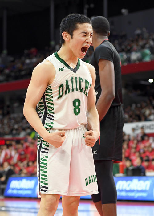 福岡第一逆転勝利で連覇王手、河村が貢献「焦らず