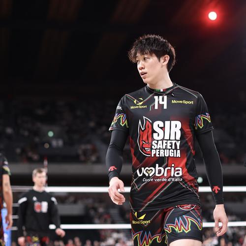 バレー】第1セットはペルージャ先取 石川祐希が3枚ブロック抜く