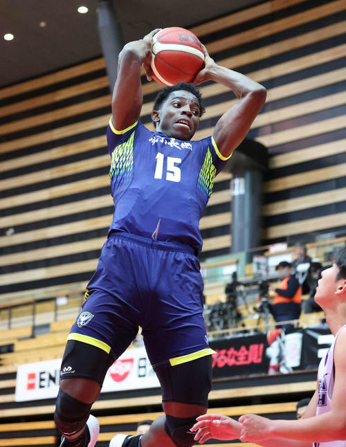 高校バスケ】帝京長岡100点ゲームで圧倒 留学生ジブリン18分出場で両