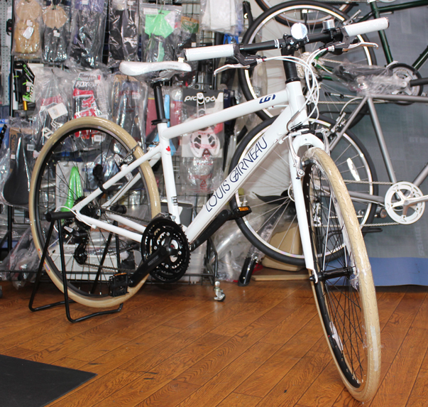 LOUIS GARNEAUのクロスバイクSETTER 8.0が入荷いたしました。