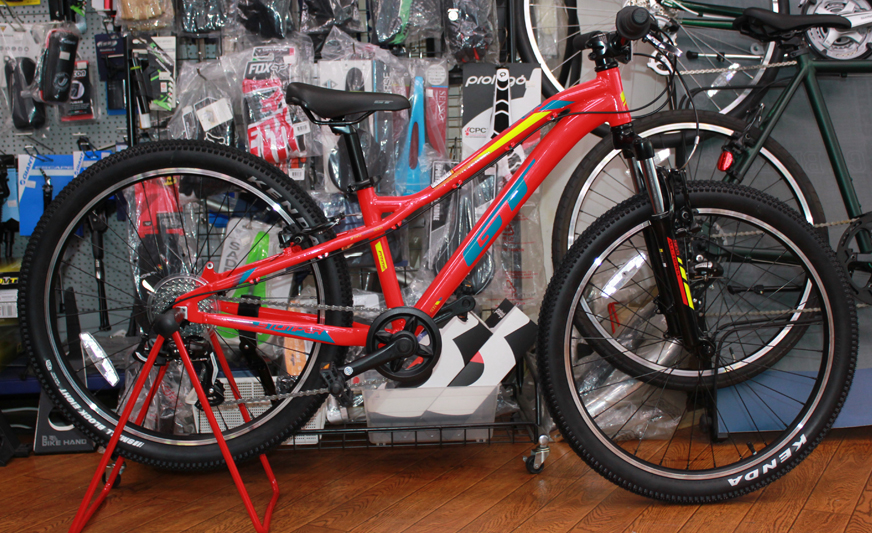 GTの子供用マウンテンバイクSTOMPER PRIME 24が入荷いたしました。