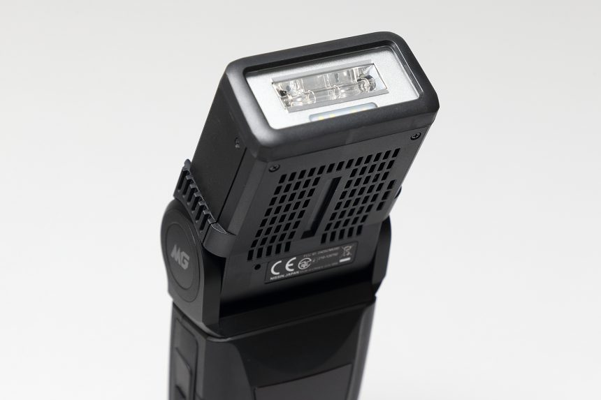 待望のクリップオン型マシンガンストロボ「MG80 Pro」のご紹介