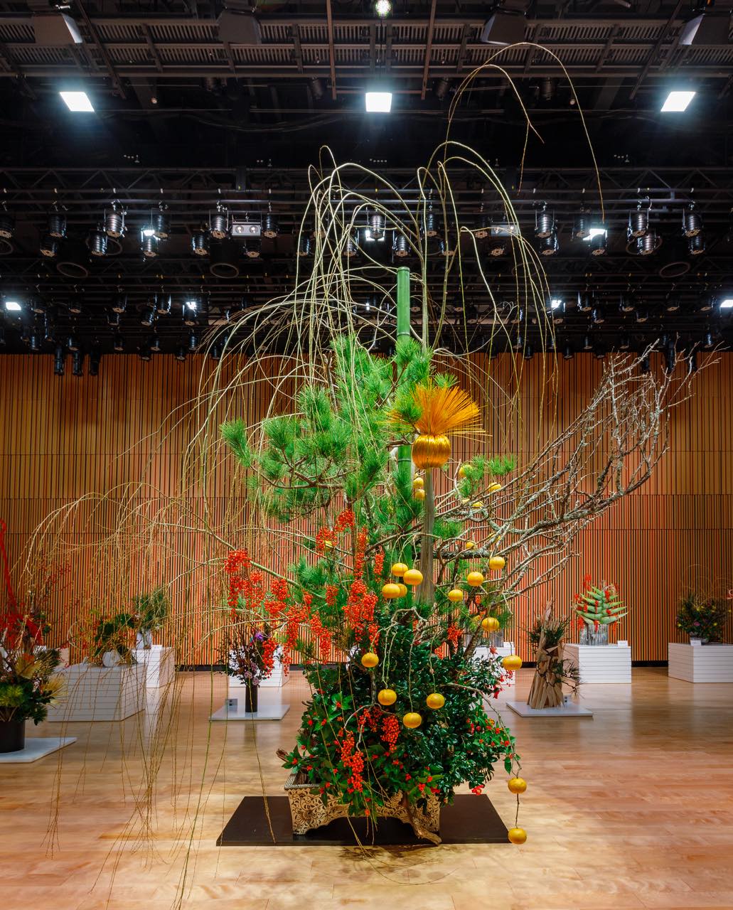 場にいける | 作品ギャラリー | いけばな草月流