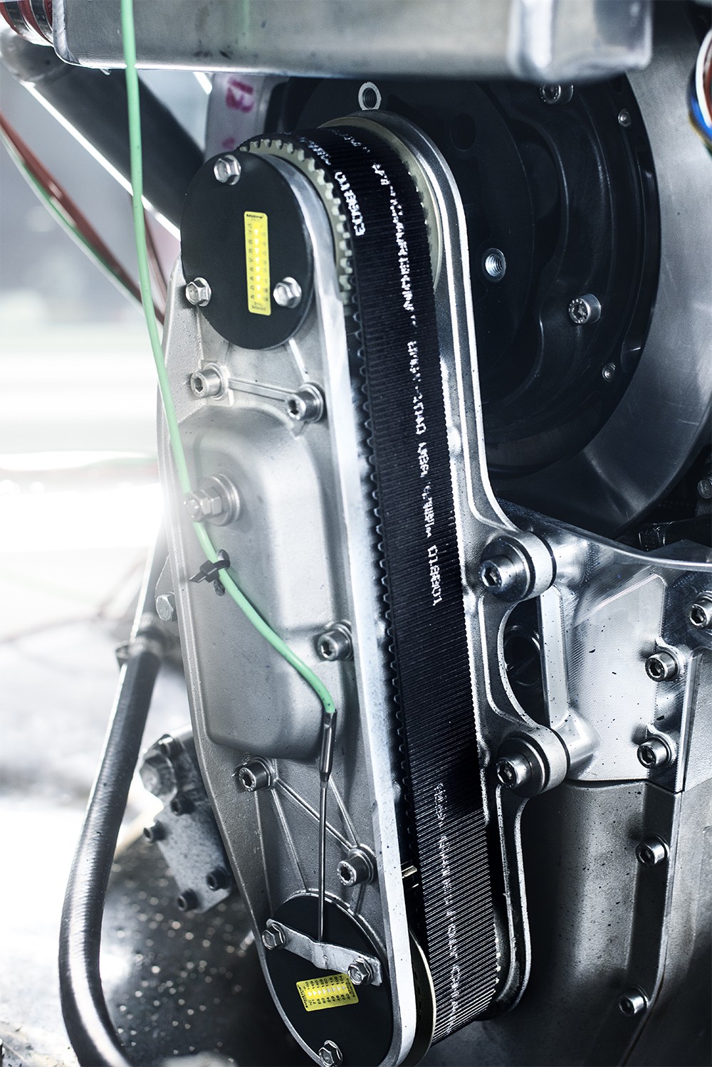 200馬力のディーゼル船外機 || SEA SEA CLUB MEDIA SITE