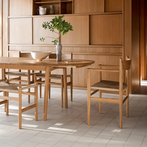 CH006 ダイニングテーブル / オーク材 オイル仕上げCarl Hansen & Son