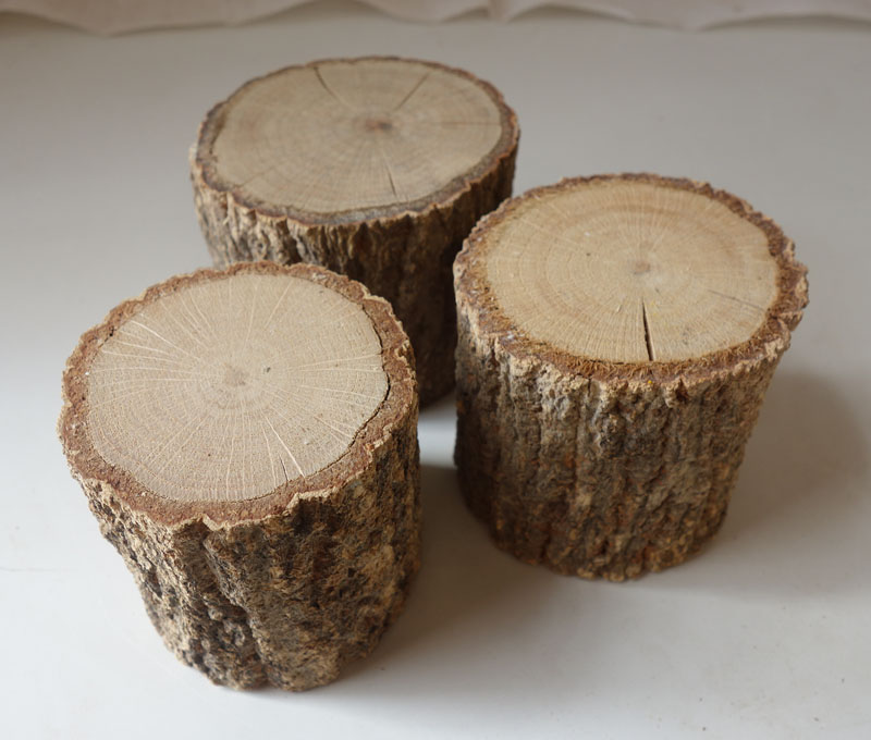 杉桧の皮付き丸太、輪切を製作販売
