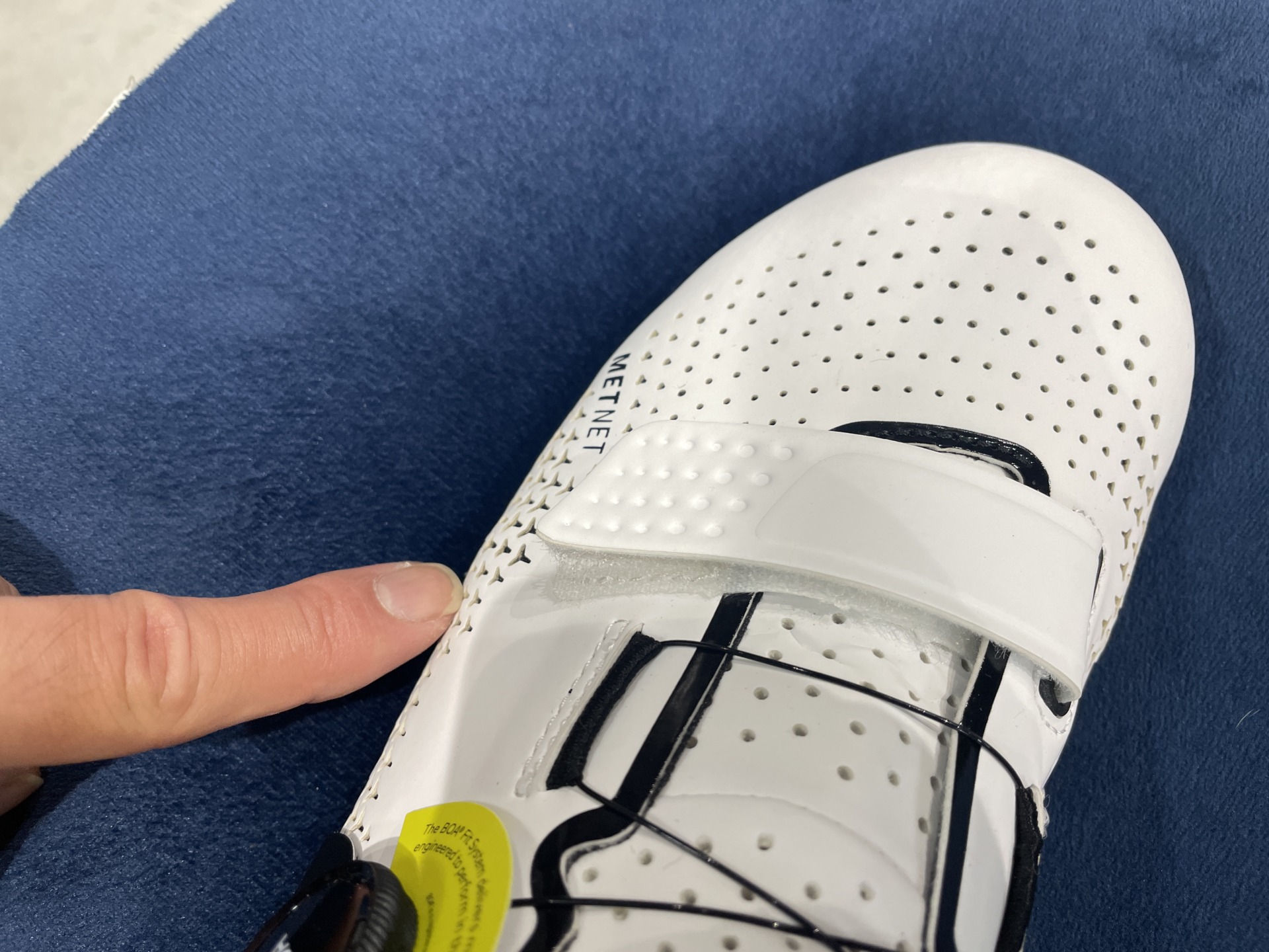 ビンディングで小指が痛い！TREK METNET搭載シューズならあなたのお