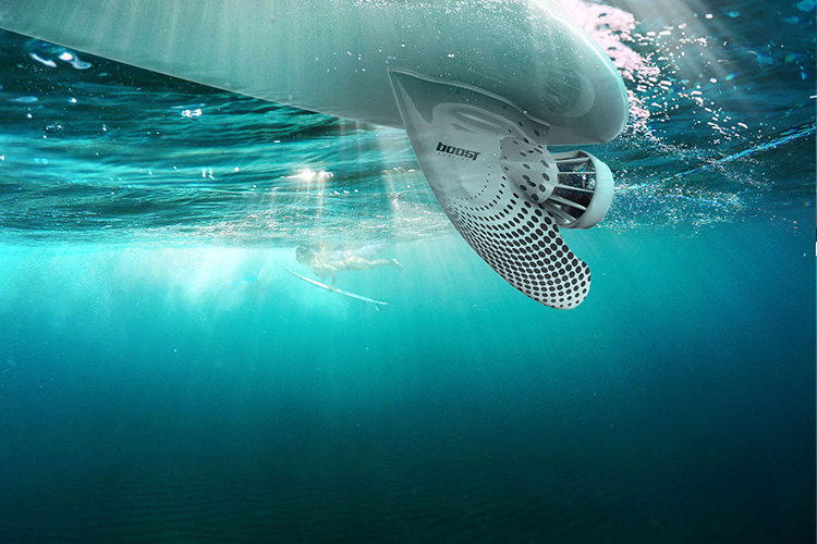 Boost Surfing: the world's first electric surfboard fin