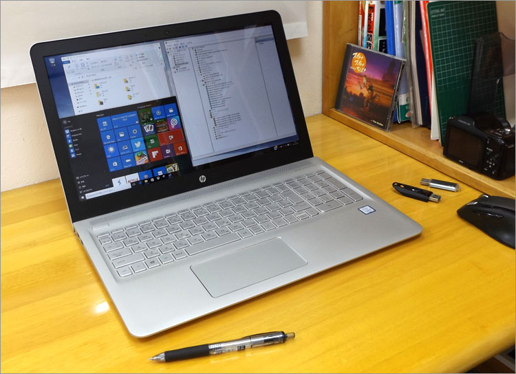 HP ENVY 15-as100 レビュー！リフトアップ・ヒンジ採用15.6インチノート
