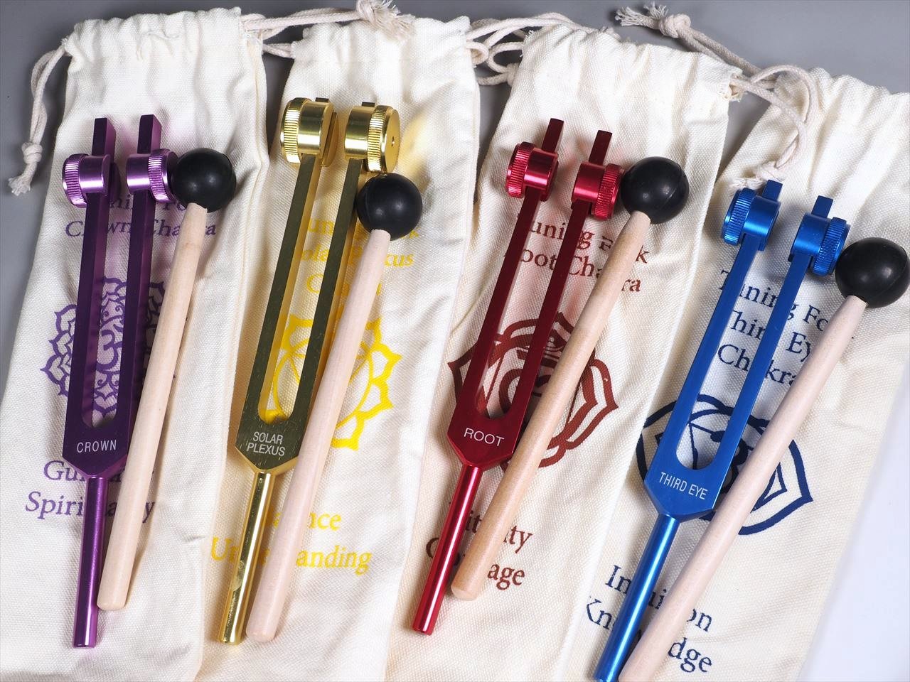 ◇少数限定入荷！◇7種チャクラ対応◇より振動を感じられる重り付き