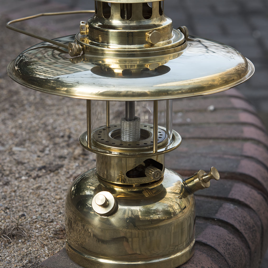 ヴェイパラックスランタン 300 ポリッシュドブラス - Vapalux Lanterns