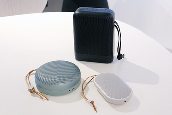 B&O PLAY、前後にユニットを配置して360度再生する小型Bluetooth