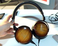 オーディオテクニカ、「キャロル＆チューズデイ」コラボヘッドホンを