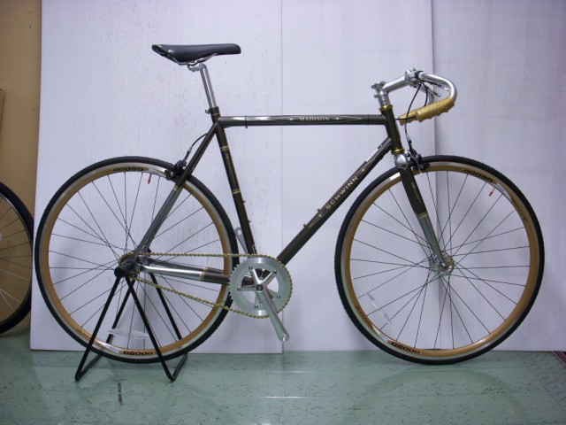 SCHWINN(シュウィン) 10年モデル 『MADISON』展示中!! | はんなりと