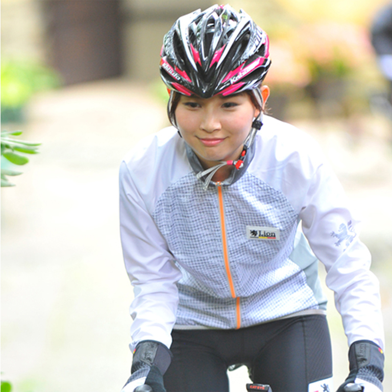 KAPELMUUR（カペルミュール）ウインドブレーカー千鳥フリクション