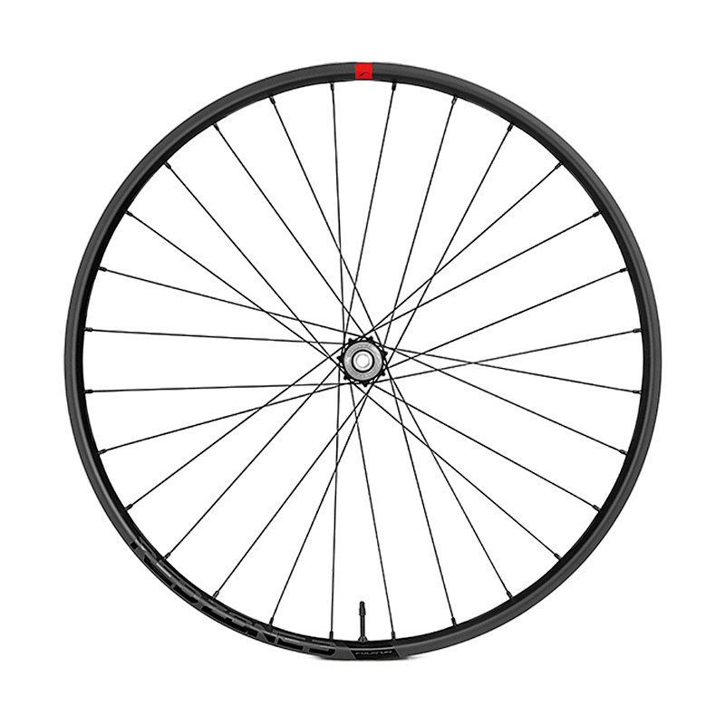 FULCRUM（フルクラム）Red Zone3 BOOST（レッドゾーン3ブースト）前後