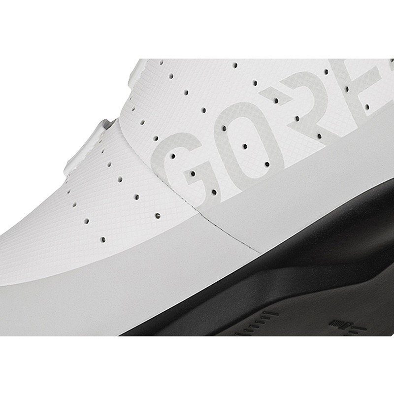 fizi:k（フィジーク）TEMPO ARTICA GTX（テンポアーティカGTX）SPD-SL