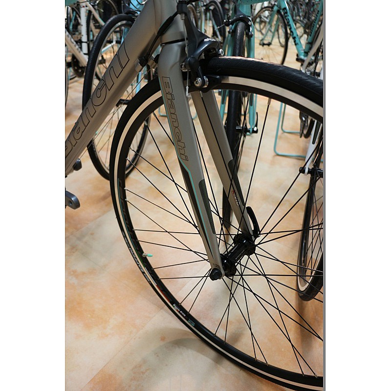 2017年モデル Bianchi(ビアンキ) VIA NIRONE7 PRO Claris （ヴィア