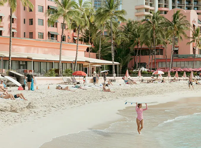 プール＆ビーチ | ハワイ・ワイキキのホテル - ロイヤルハワイアン