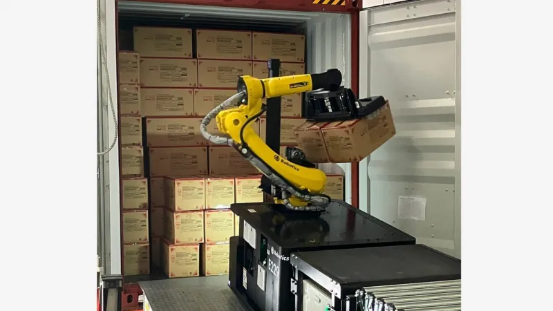 ニトリグループの物流会社がデバンニングロボットの代理店に／ホーム