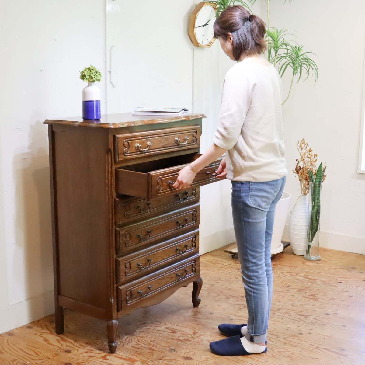 三越 ブルージュ / Brugge ルーマニア製 クラシックチェスト 箪笥