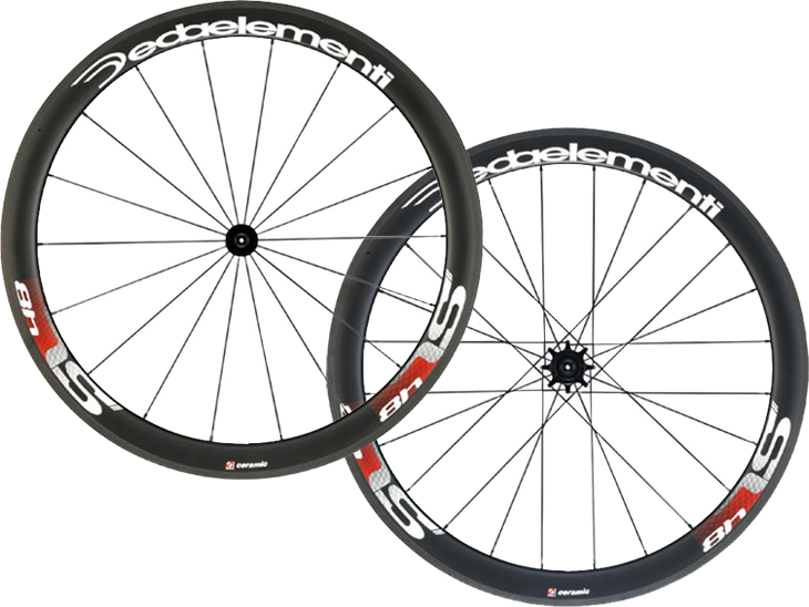 デダ エレメンティ：新製品情報》オールラウンドなフルカーボン