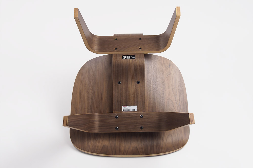 Eames LCW Lounge Chair Wood-leg Plywood Chair / Herman Miller