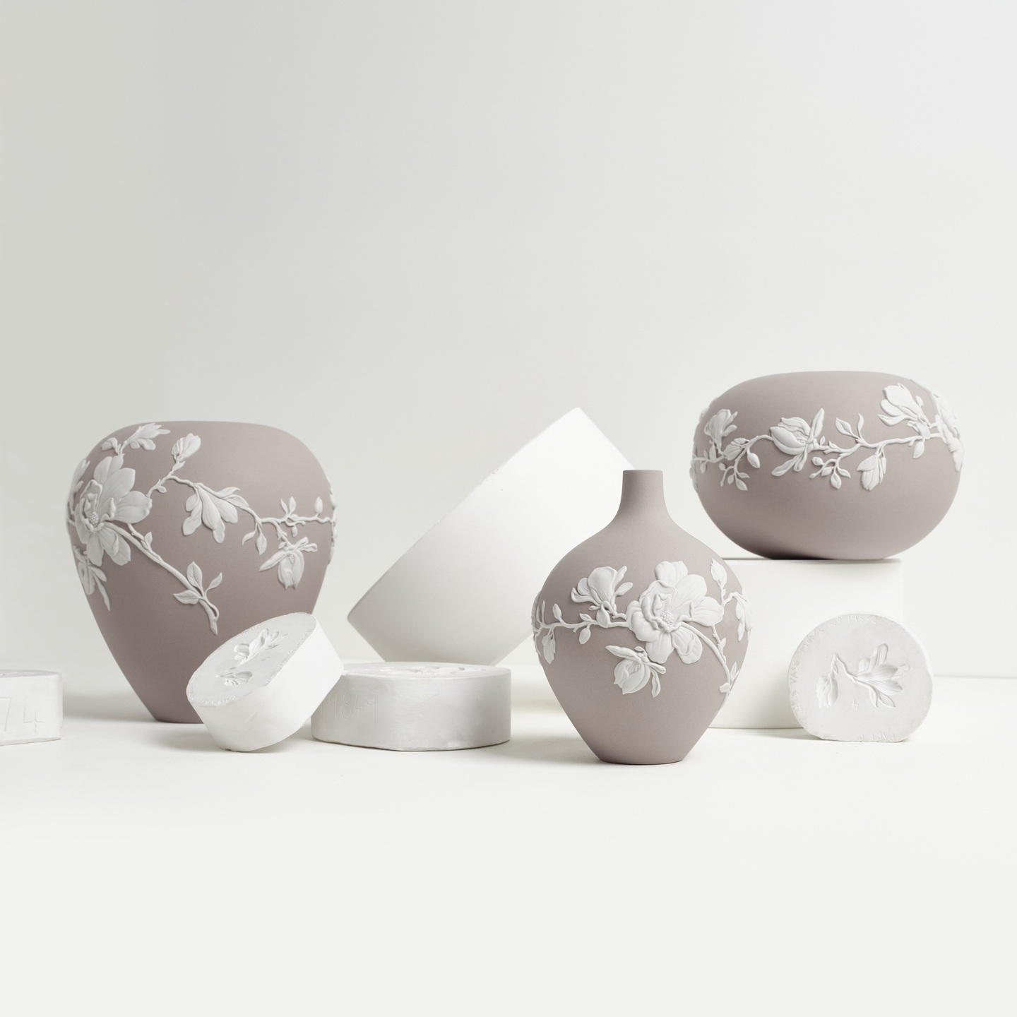 マグノリア ブロッサム 一輪挿し ミンク|WEDGWOOD公式オンラインストア