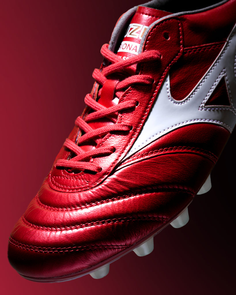 Morelia II (Made In Japan) 40th Anniversary 'Ruby Red' Pack