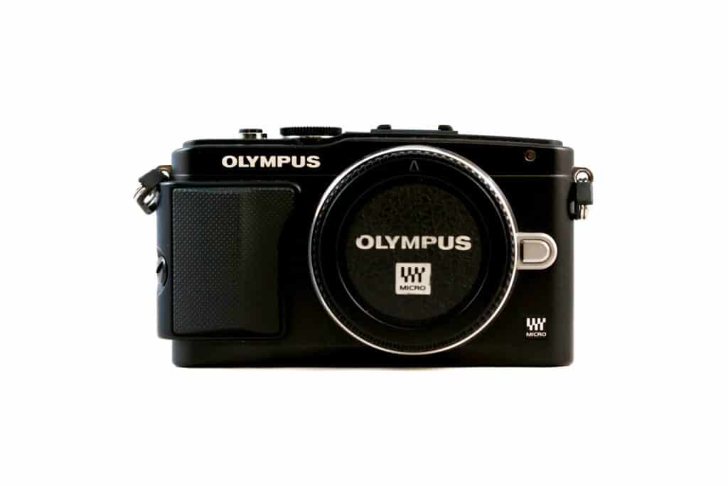 Olympus Pen E-pl5: Small Size, Big Sensor