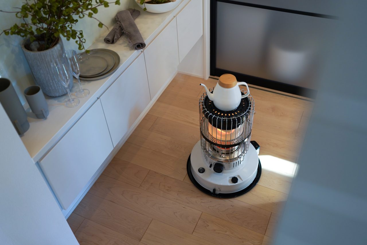 KR-47A | 暖房製品 | トヨトミ-TOYOTOMI 公式サイト