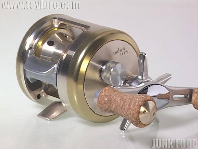 JUNK FOOD item: R-8492 ミリオネアCV－Z105