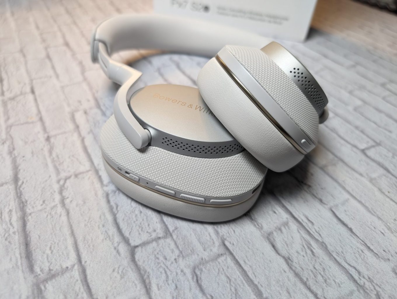 Bowers & Wilkins Px7 S2e Headphones – Worth the Update [Review