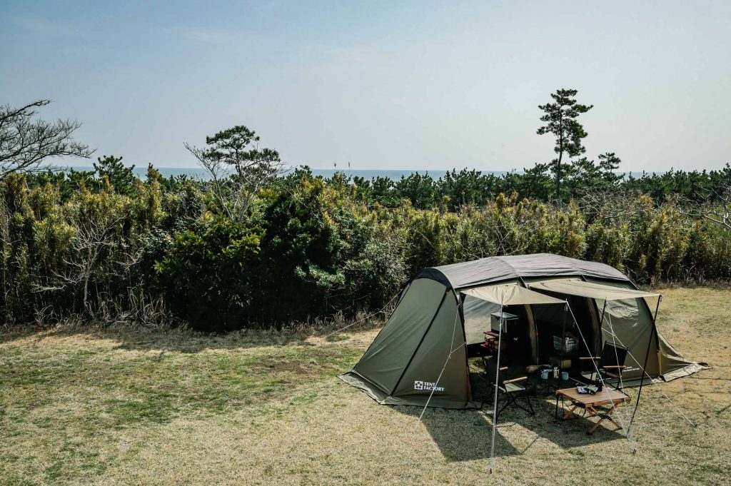 ブルーウィンド」トンネル2ルームテントの記事がLANTERNに掲載されまし