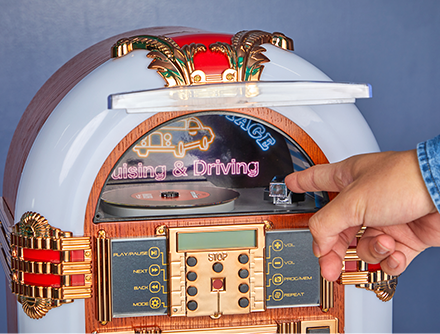 ジュークボックス型CDプレーヤー