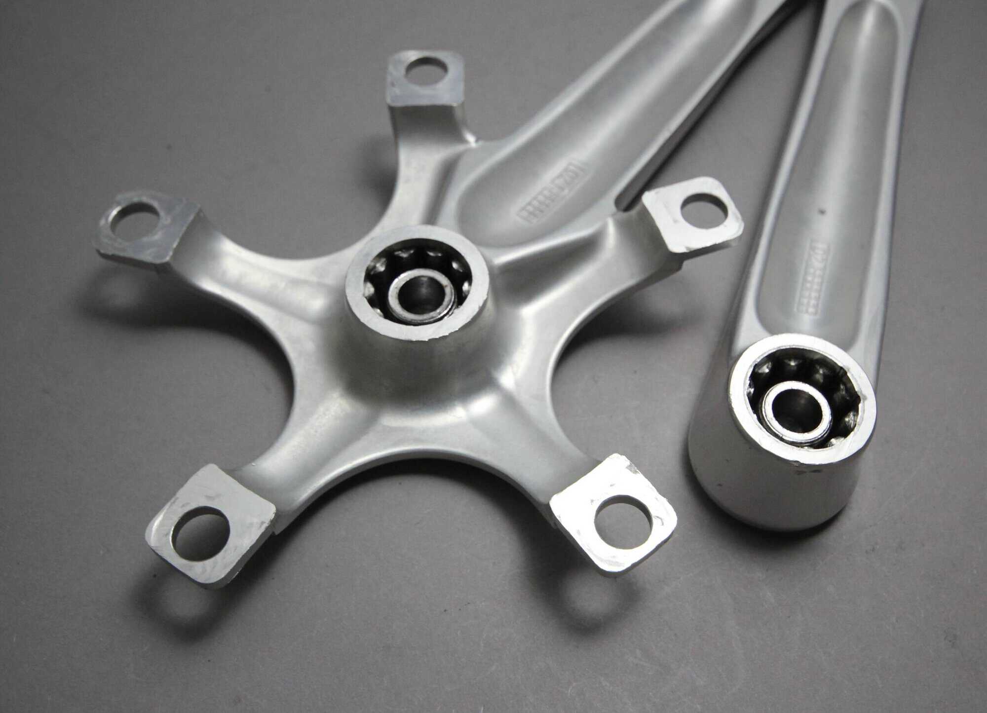 Stronglight Light Z Crank Arm Set / 175 mm - velowizard.com