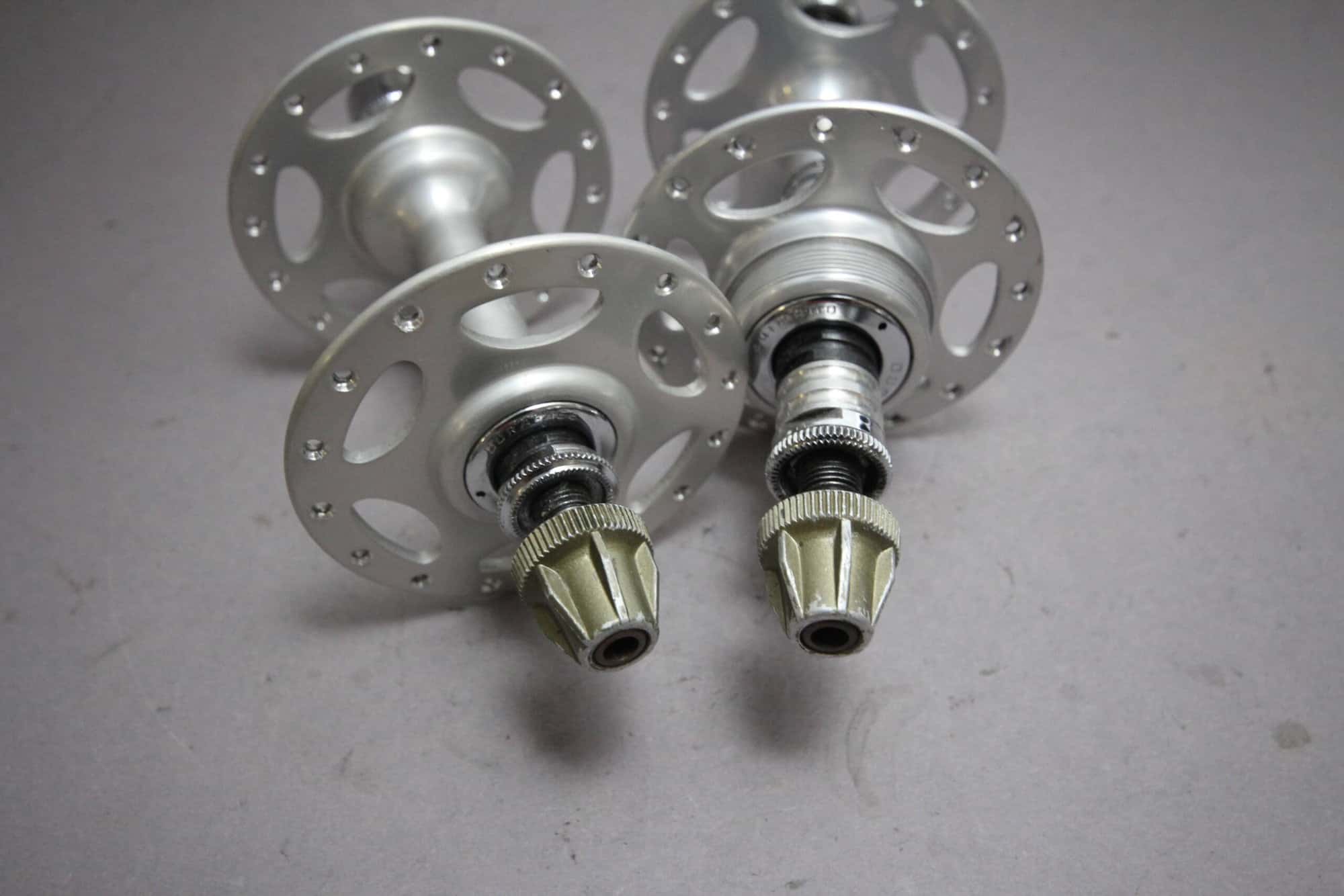Shimano Dura Ace 7100 High Flange Hub Set / 32H / Silver / ISO