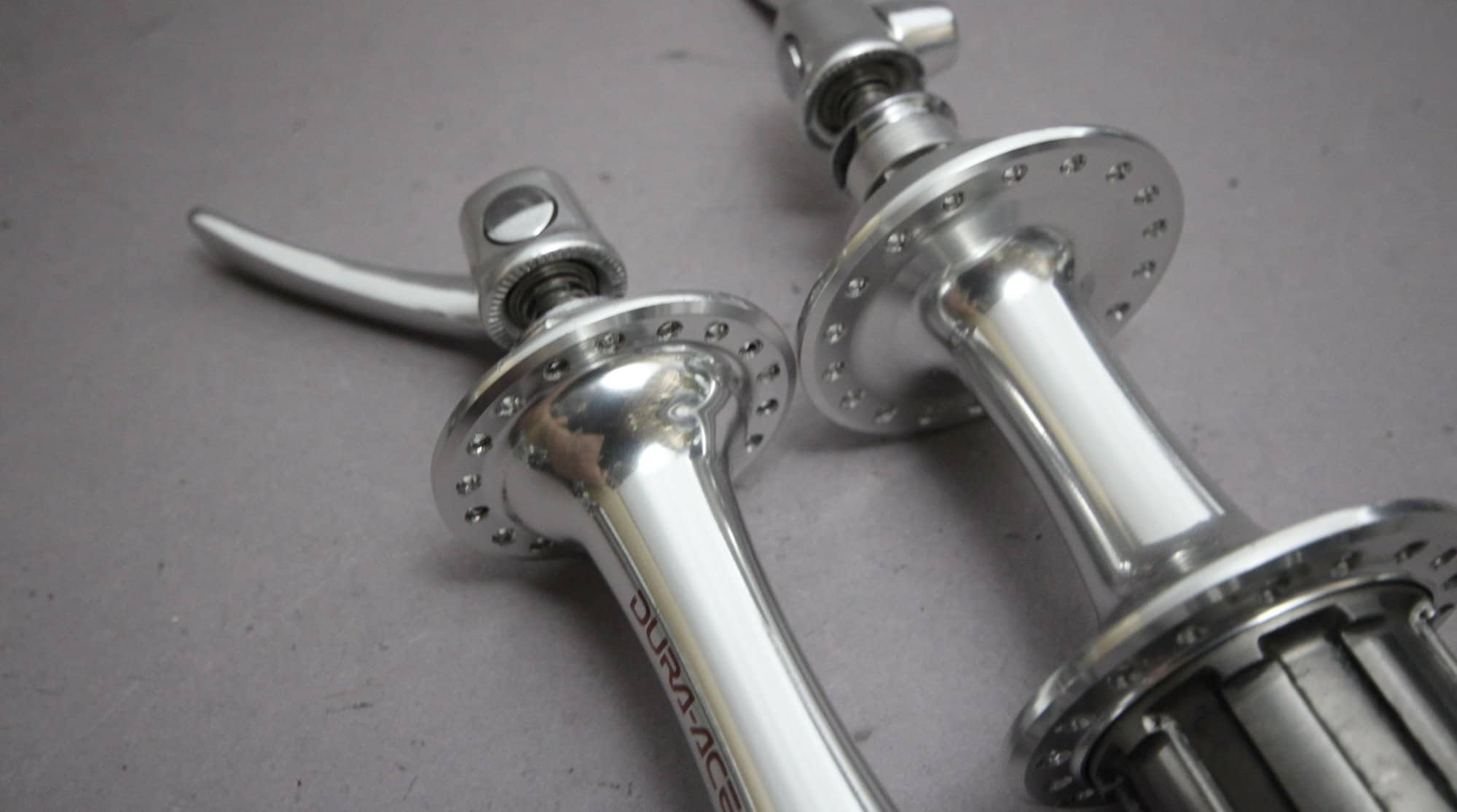 Shimano Dura Ace HB FH 7700 Hub Set / 36H / 9 Sp / Titanium / 1997