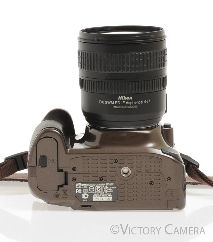 Nikon D5200 Brown 24.1MP DSLR w/ 18-70mm Zoom Lens ~7500 Shots [EXC+]