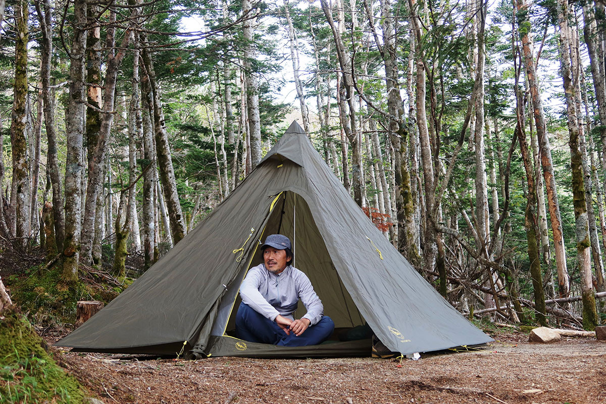 広々と快適なワンポールテント ビッグアグネス／ゴールドキャンプ UL3