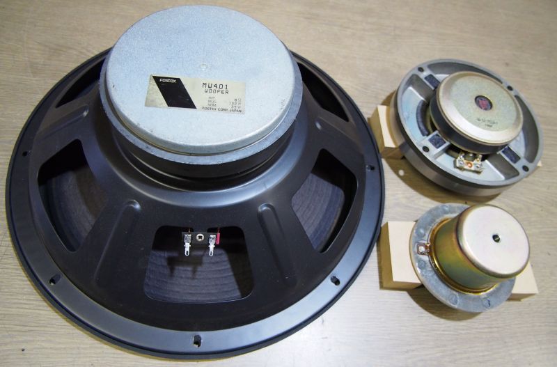 外装選択式☆3Wayバスレフ型自作スピーカー☆Fostex MW401 40cmサブ