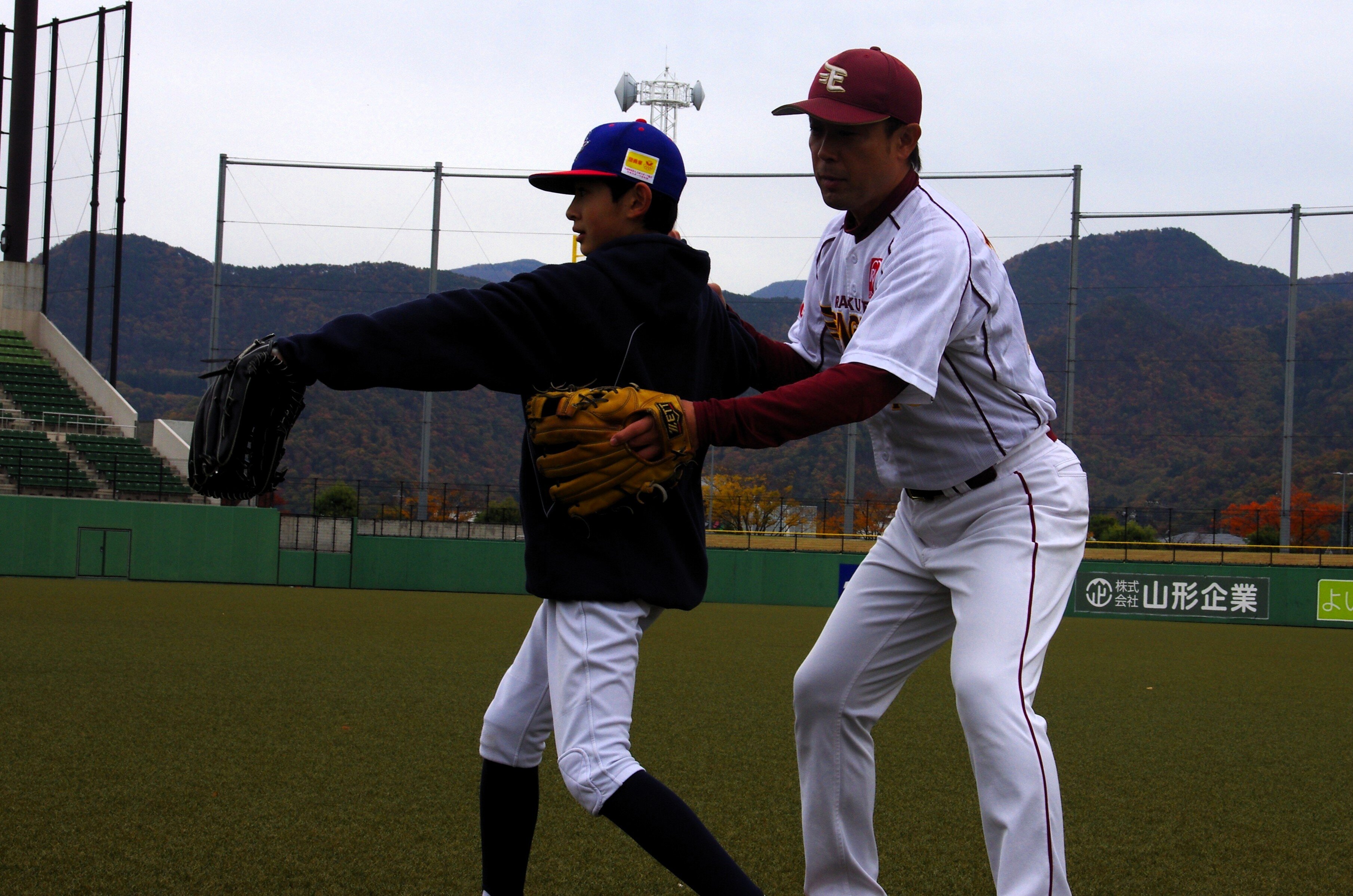 第2回ヤマザワ野球教室」開催いたしました - ヤマザワ | 山形・宮城の