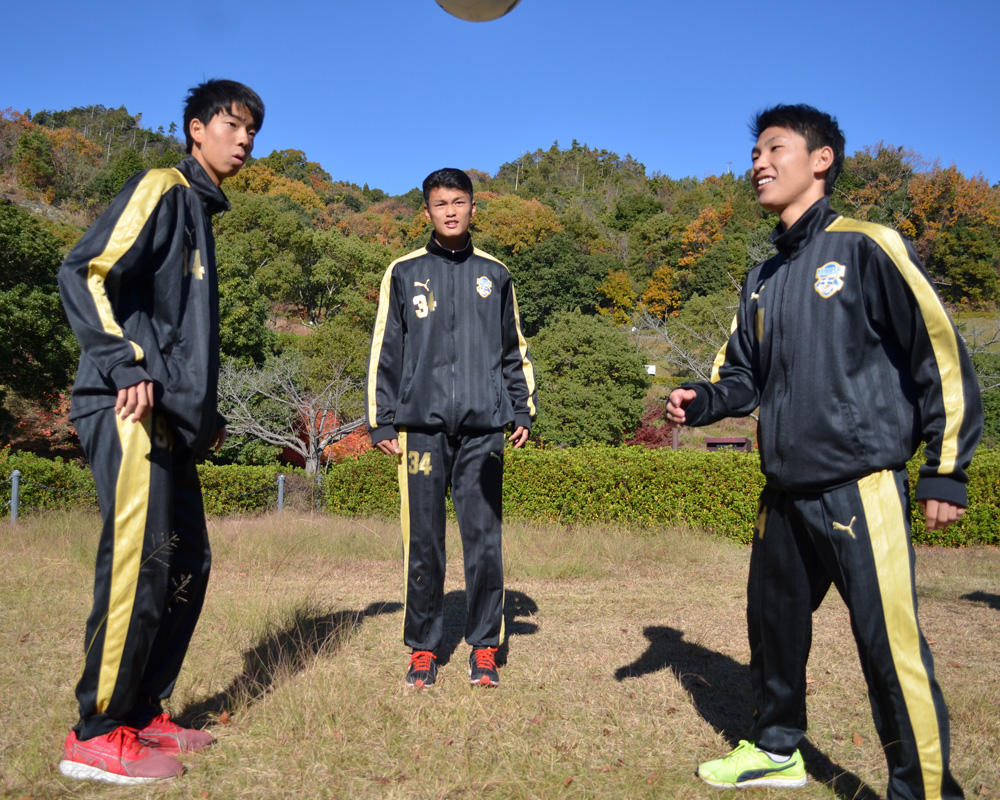 瀬戸内高校サッカー部あるある「円陣では足を踏み込む！」【高校